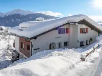 Schumellins (Laa400) Hotels in Laax