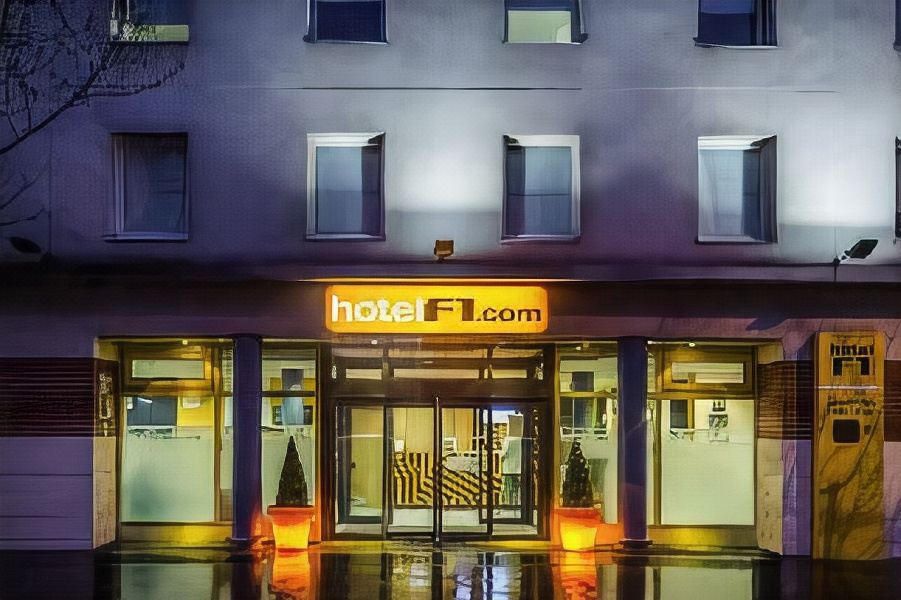 hotelF1 Paris Porte de Montreuil - Bagnolet: 2023 Deals & Promotions |  Trip.com
