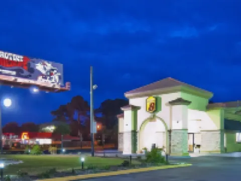 Super 8 by Wyndham Ormond Beach Hotels in Ormond Beach