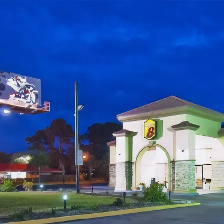 Super 8 by Wyndham Ormond Beach
