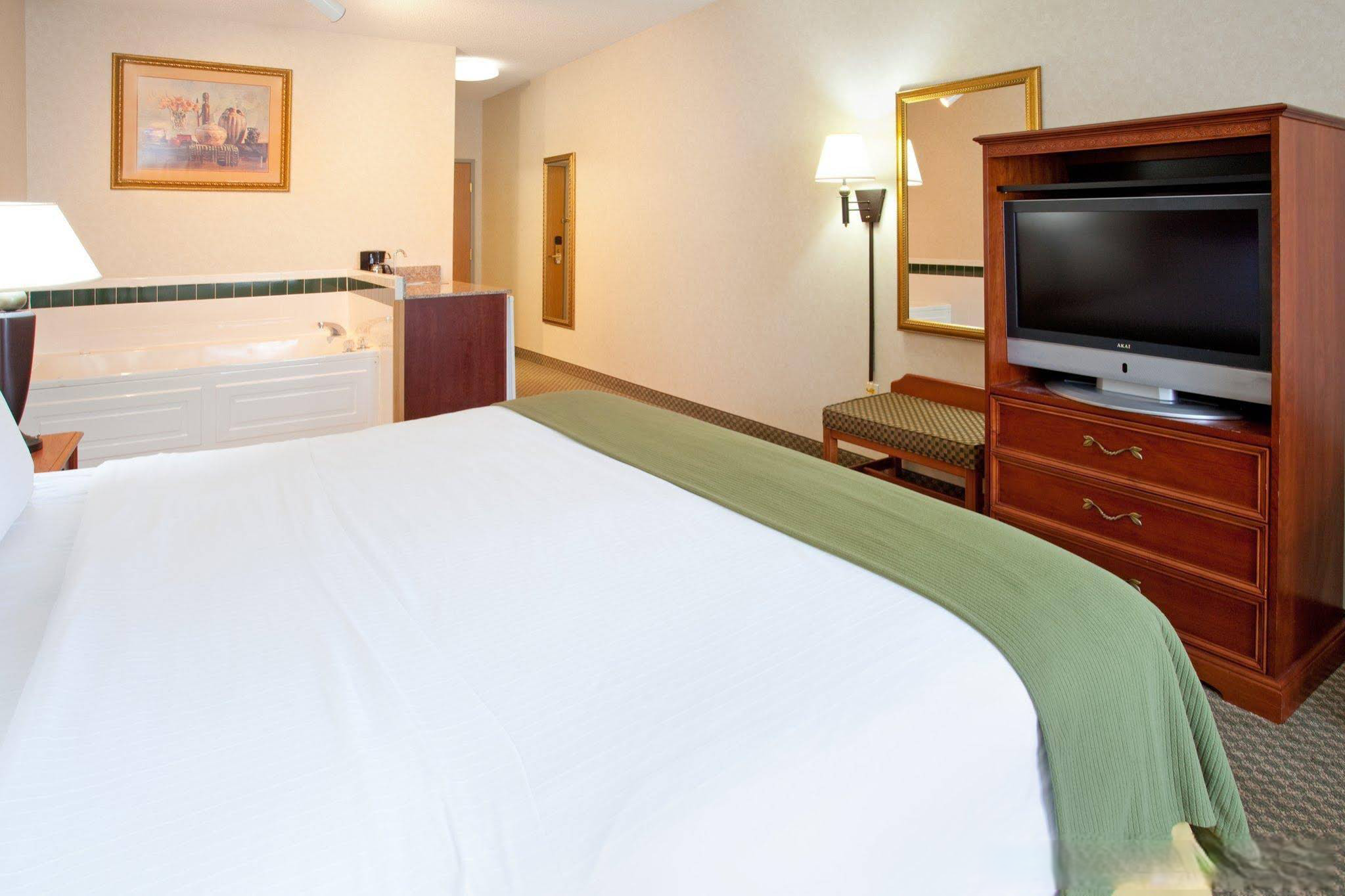 Holiday Inn Express Hotel & Suites Elkhart-South, an Ihg Hotel