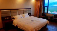 Ruoergai County Jiuqu Jinzuo Hotel
