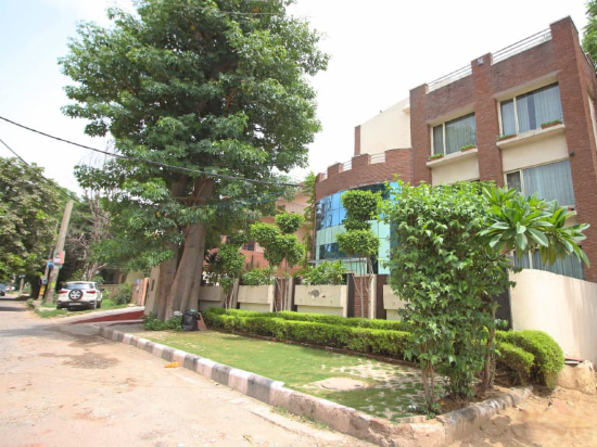 OYO 23472 Tsi Hotels