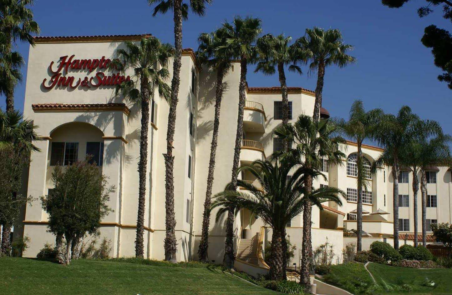 Hampton Inn & Suites Santa Ana/Orange County Airport