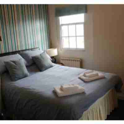 The Three Horseshoes Rooms