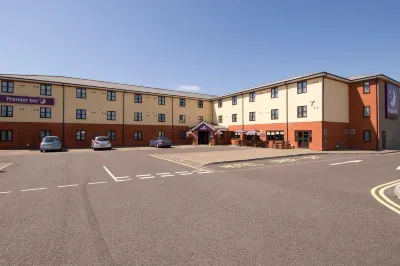 Premier Inn Chichester South (Gate Leisure Park) Các khách sạn gần University of Chichester