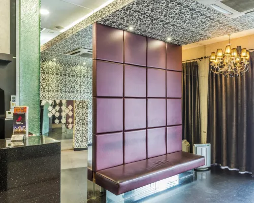 Hotel 81 Kovan Hotels near Nex