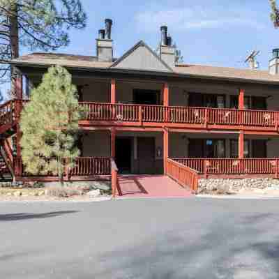 Big Bear Frontier Hotel Exterior