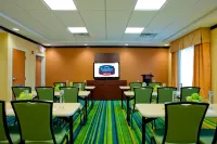 Fairfield Inn & Suites Commerce Hotels in Commerce