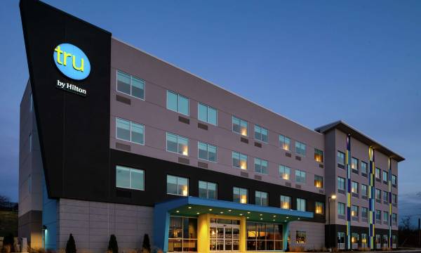 Tru by Hilton Staunton