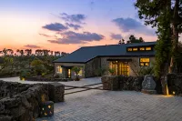 Jeju Patio Aewol โรงแรมใกล้Aewol Coast Road