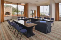 Holiday Inn Express & Suites Ventura Harbor