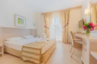 Sural Resort Hotel فنادق في Colakli