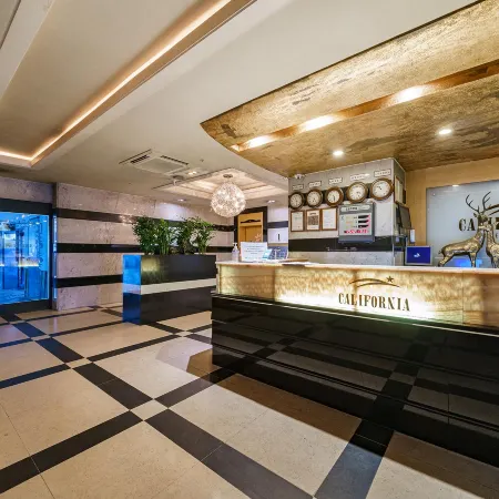 Jamsil (Garak) California Hotel Отели рядом с достопримечательностью «Станция метро Gaerong»