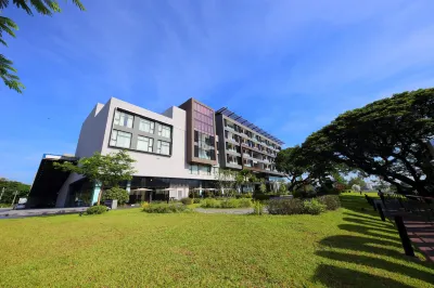 Midori Clark Hotel and Casino Các khách sạn gần Fontana Convention Center
