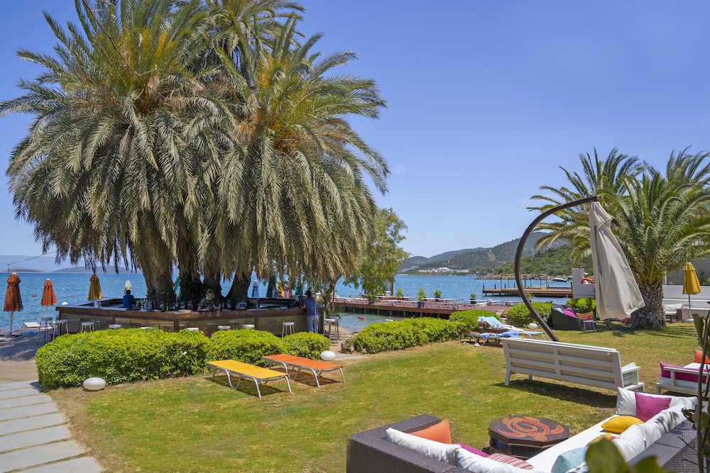 Toka Bodrum Hotel & Beach Club