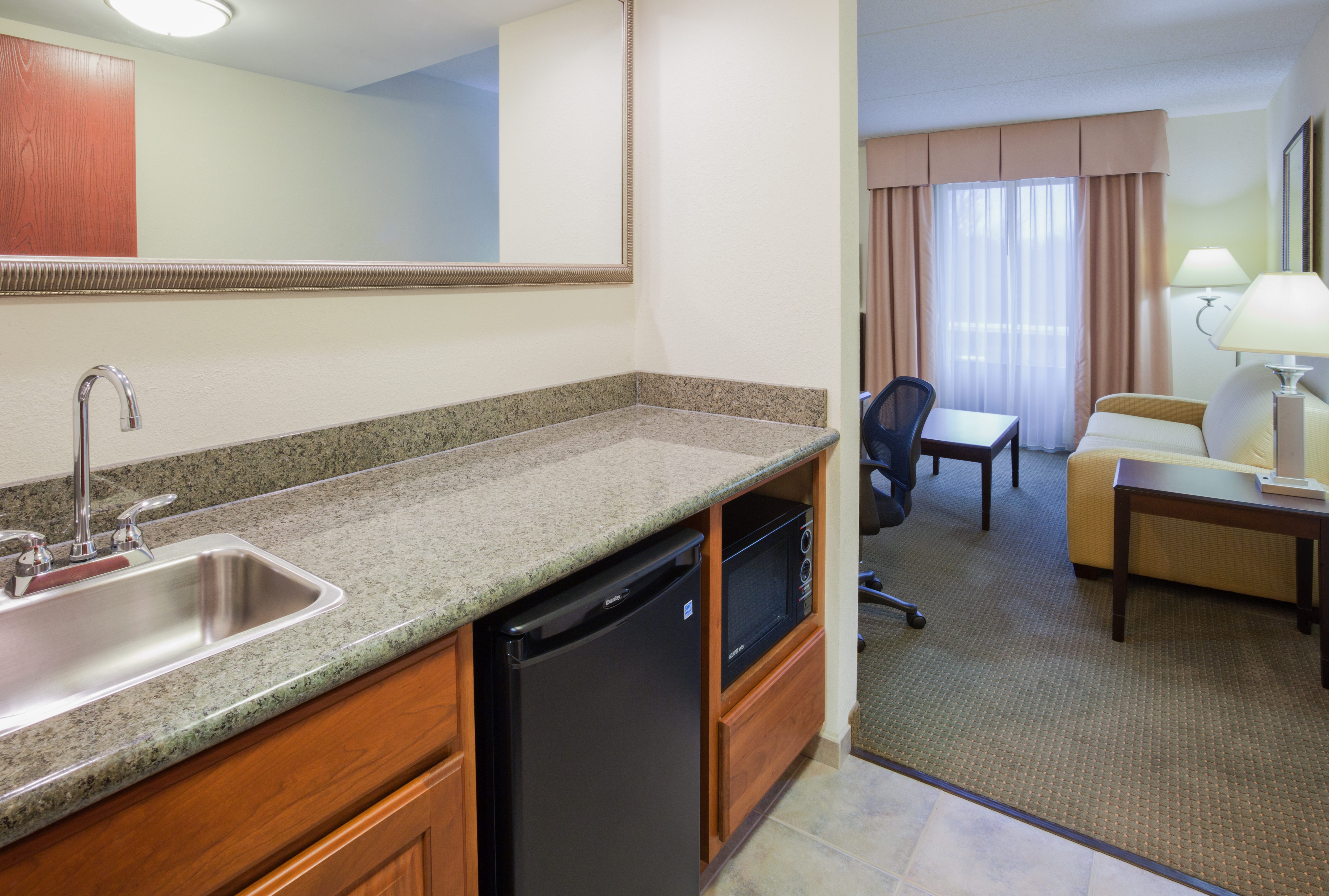 Hampton Inn & Suites Lino Lakes