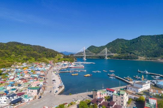 사량도크레파스펜션