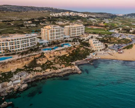 Radisson Blu Golden Sands Resort and Spa, Golden B Hotels in Mellieha