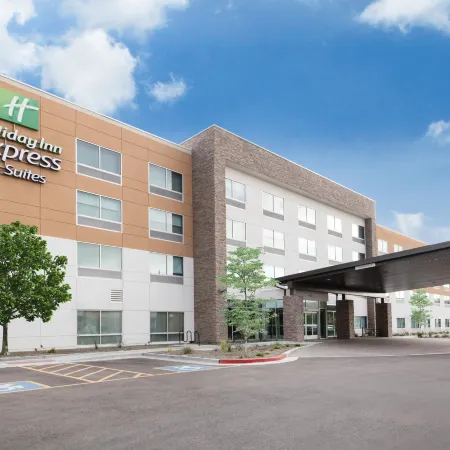 Holiday Inn Express & Suites PHOENIX - AIRPORT NORTH by IHG