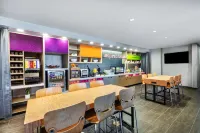 Home2 Suites by Hilton Laredo Airport - breakfast