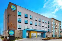 Tru by Hilton Terrell