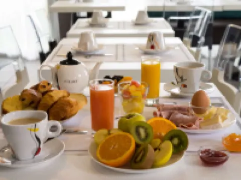 The Originals City, Hotel Novella Premium, Nantes Est Hotels in Carquefou