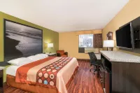 Super 8 by Wyndham Raleigh North East