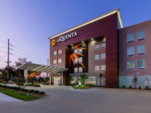 La Quinta by Wyndham Lafayette Oil Center Hotels in Lafayette