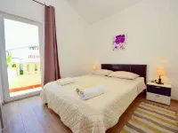 Željko Hotels in der Nähe von Uvala Stari Trogir