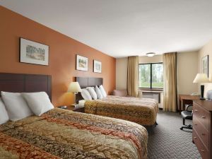 Days Inn & Suites by Wyndham Stevens Point