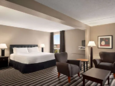 Royal Hotel Regina, Trademark Collection by Wyndham Hotels in Regina