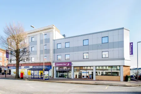 Premier Inn Eastbourne Town Centre Отели рядом с достопримечательностью «Нешнел Траст - Берлинг Гэп энд Севен Систерс»