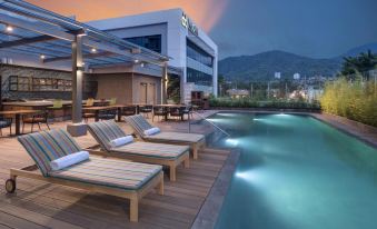 Hyatt Place San Pedro
