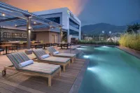 Hyatt Place San Pedro - Pools