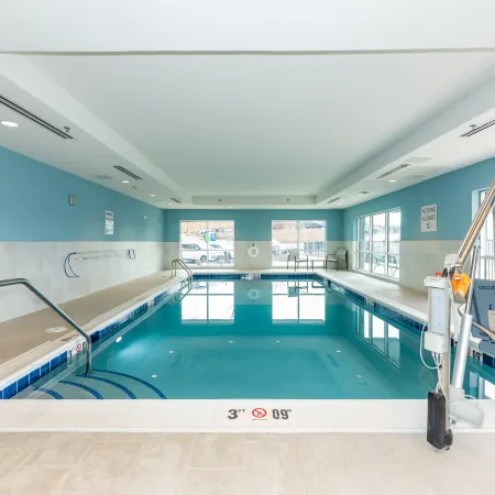 Holiday Inn Express & Suites CHARLOTTESVILLE by IHG