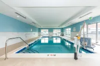 Holiday Inn Express & Suites CHARLOTTESVILLE by IHG - Pools