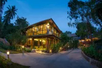 Tanote Villa Hotels near Tanote Bay