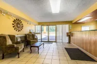 Days Inn by Wyndham Scottsboro Al