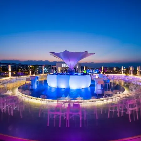 Protaras Plaza Hotel
