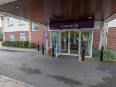 拉格比北（紐博得）普瑞米爾酒店 拉格比酒店