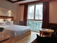Logis Hôtel les Pages Hotels in Luneville