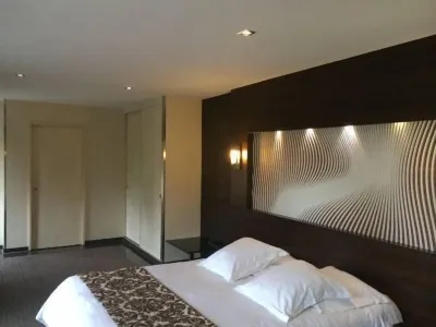 Hôtel Saint Alban Hotels near Domaine d'Ormesson