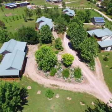 Beechworth Cedar Cottages