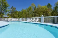 Holiday Inn Express & Suites Mebane