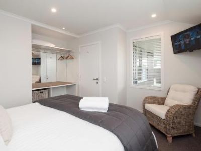 Luxury Rata Apartment - B