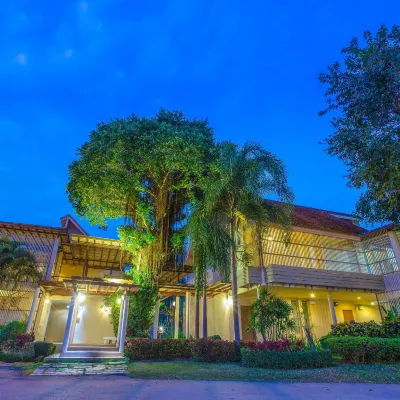 Belle Villa Resort, Pai Hotels near Conserve Natural Forests