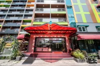 Roseate Ratchada Hotels near Makkasan Station