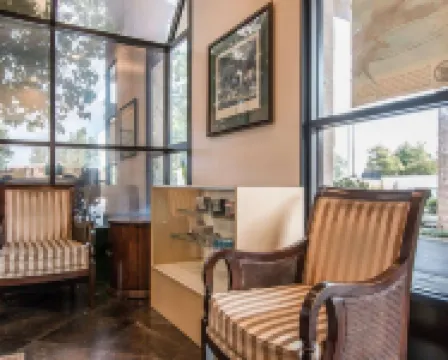 Palm Inn Hotel Near Tyler Mall Riverside