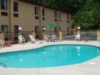 Quality Inn Clinton-Knoxville North Hotels in Caryville